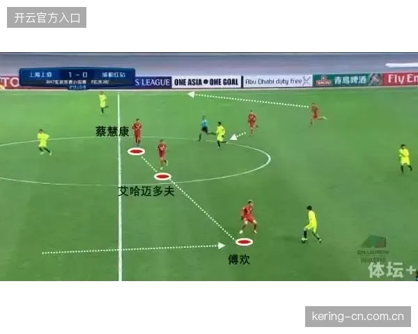 武汉三镇高位逼抢体系存结构缺陷，球员回防速度慢导致后防线承压